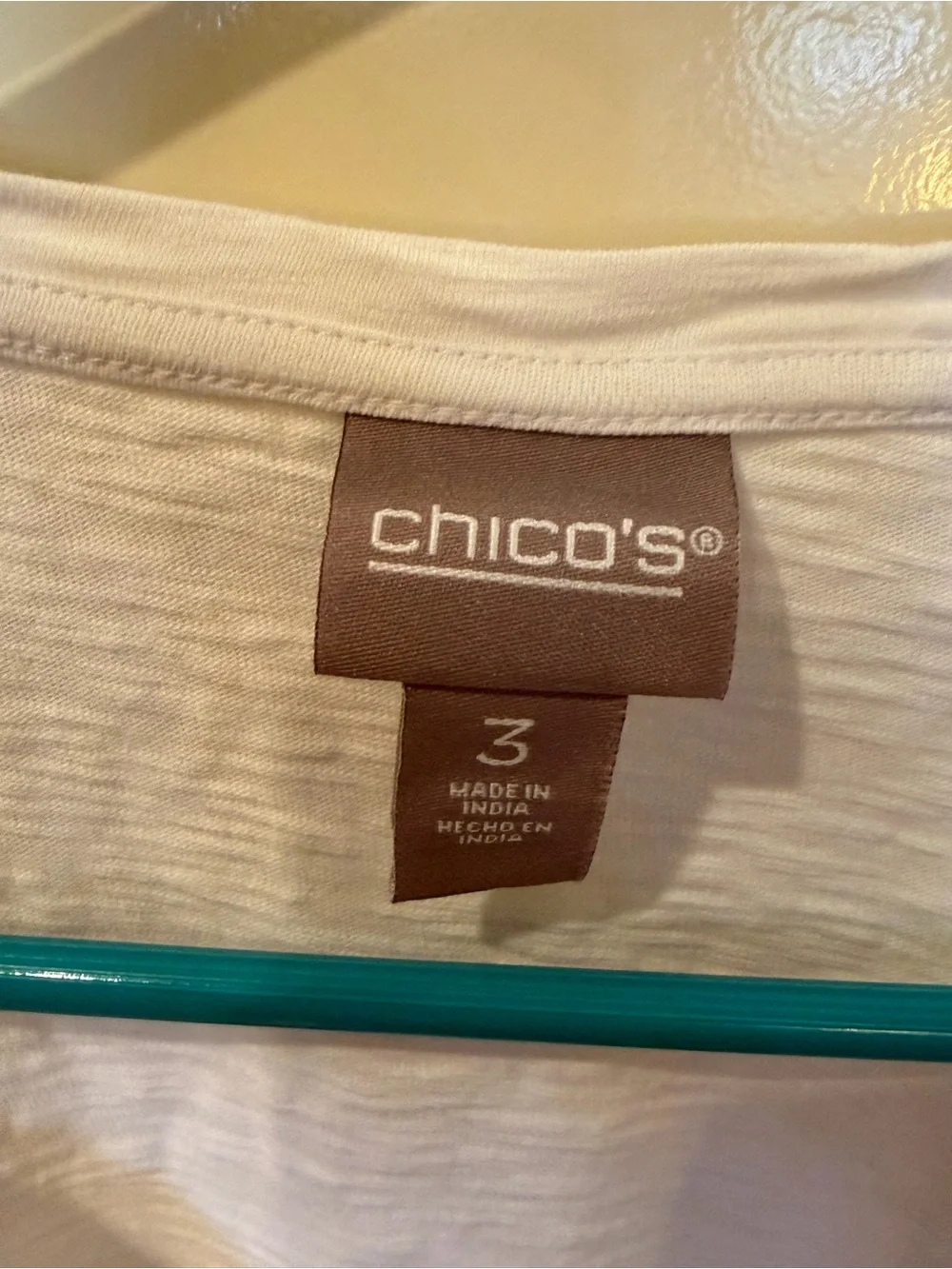 Chico's Cream Short Sleeve Tshirt pink jeweled sandals size 3 beachy cruise
